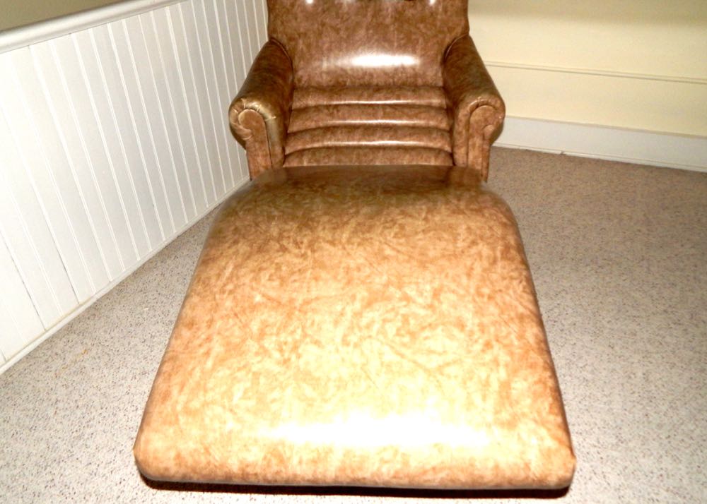 Vintage Contour Chair-Lounge Co. Electric Recliner