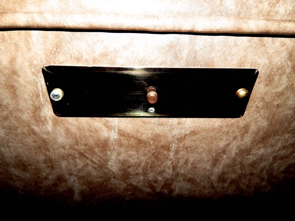 Vintage Contour Chair-Lounge Co. Electric Recliner