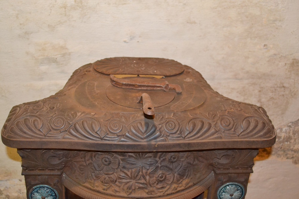 Wm. Resor & Co. Cottage Franklin Parlor Stove with Tiles