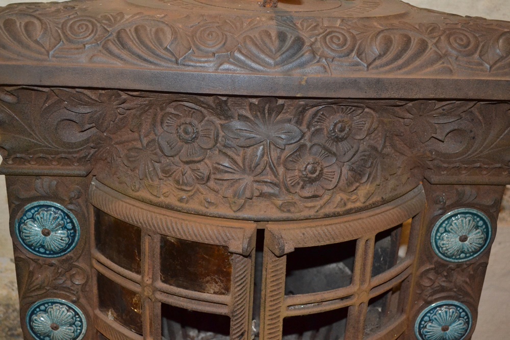 Wm. Resor & Co. Cottage Franklin Parlor Stove with Tiles