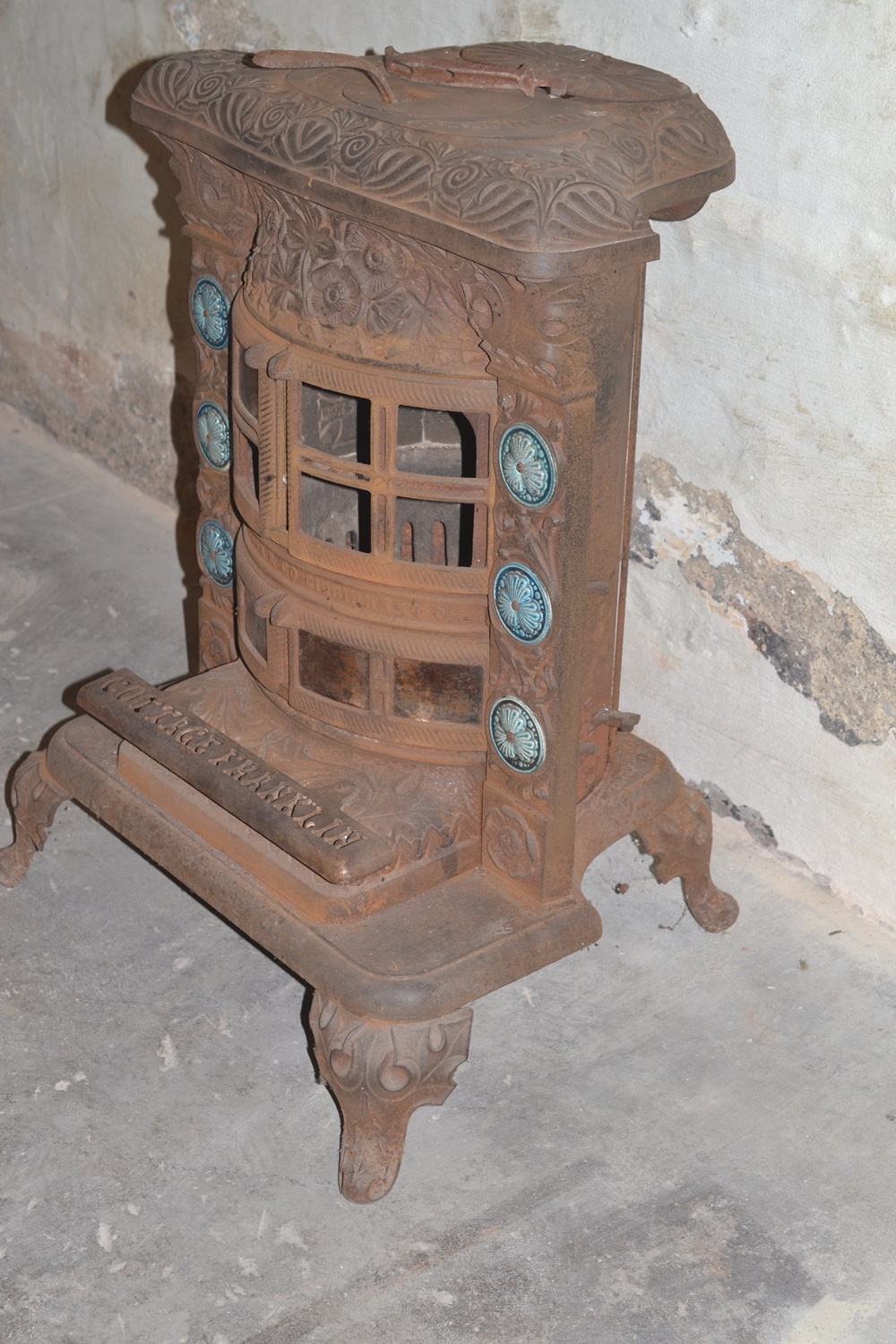 Wm. Resor & Co. Cottage Franklin Parlor Stove with Tiles