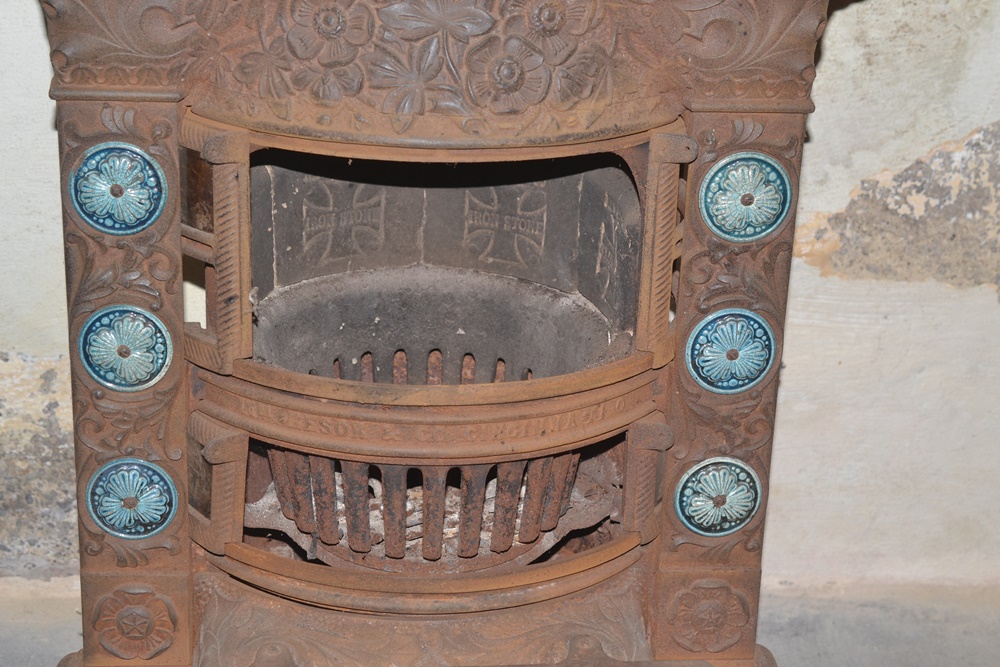 Wm. Resor & Co. Cottage Franklin Parlor Stove with Tiles