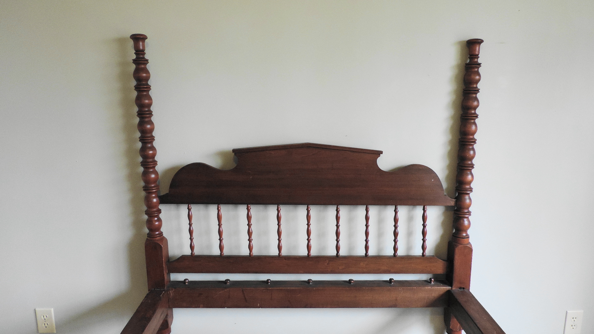 Antique Jenny Lind Bed Circa 1860 w/Custom Bedspread & Skirt