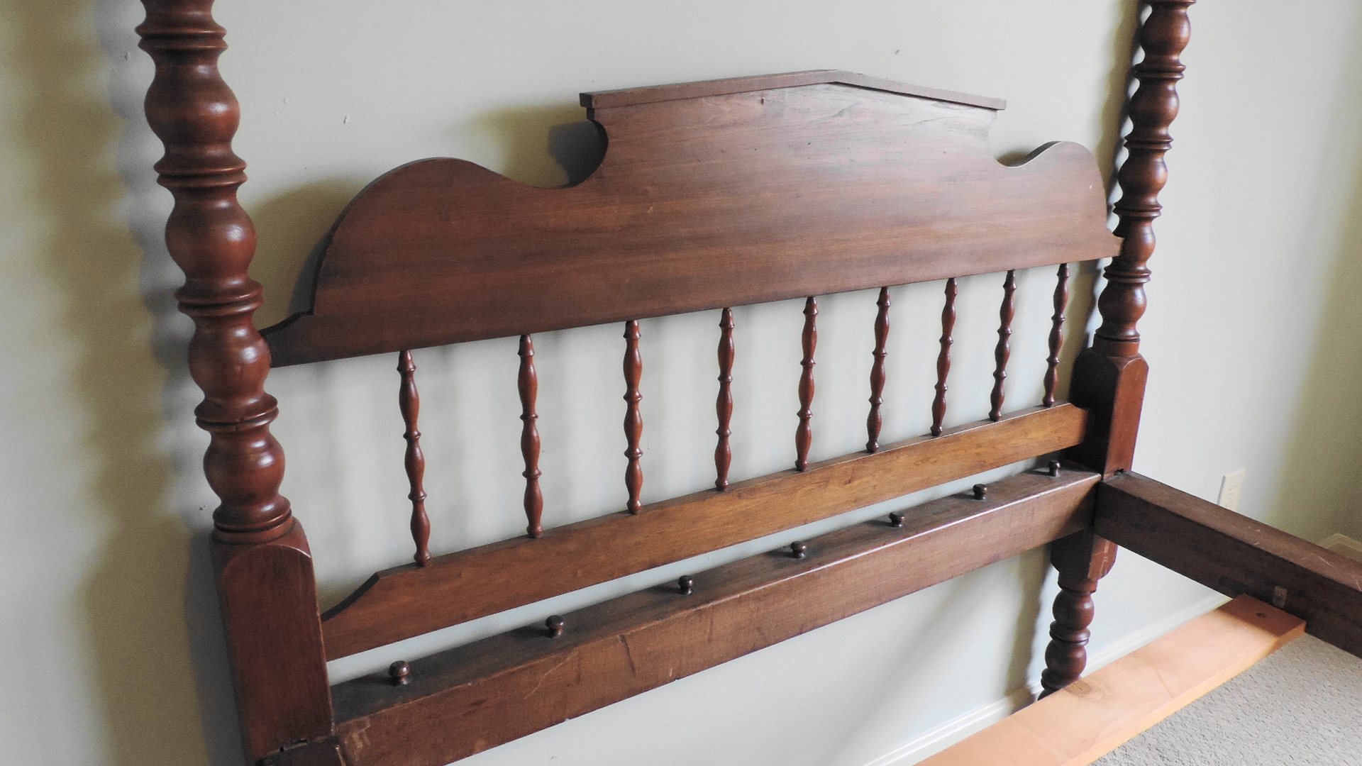 Antique Jenny Lind Bed Circa 1860 w/Custom Bedspread & Skirt