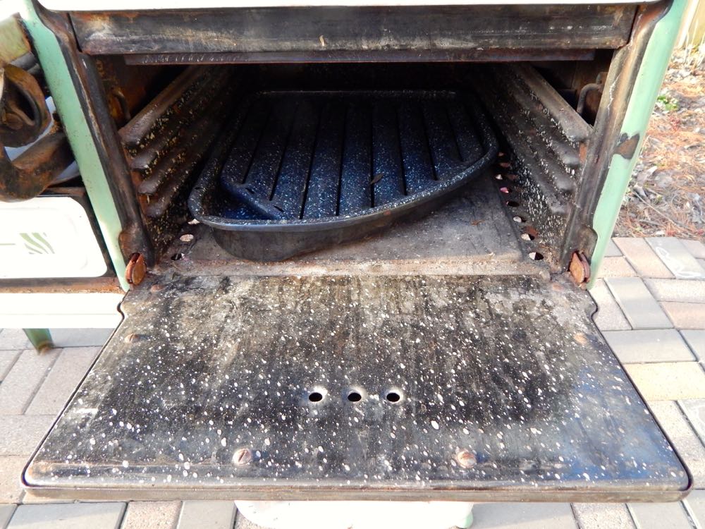 Vintage Estate Fresh Air Oven