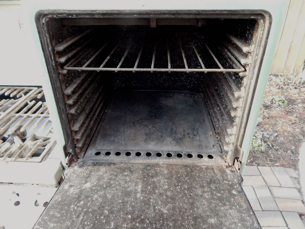 Vintage Estate Fresh Air Oven