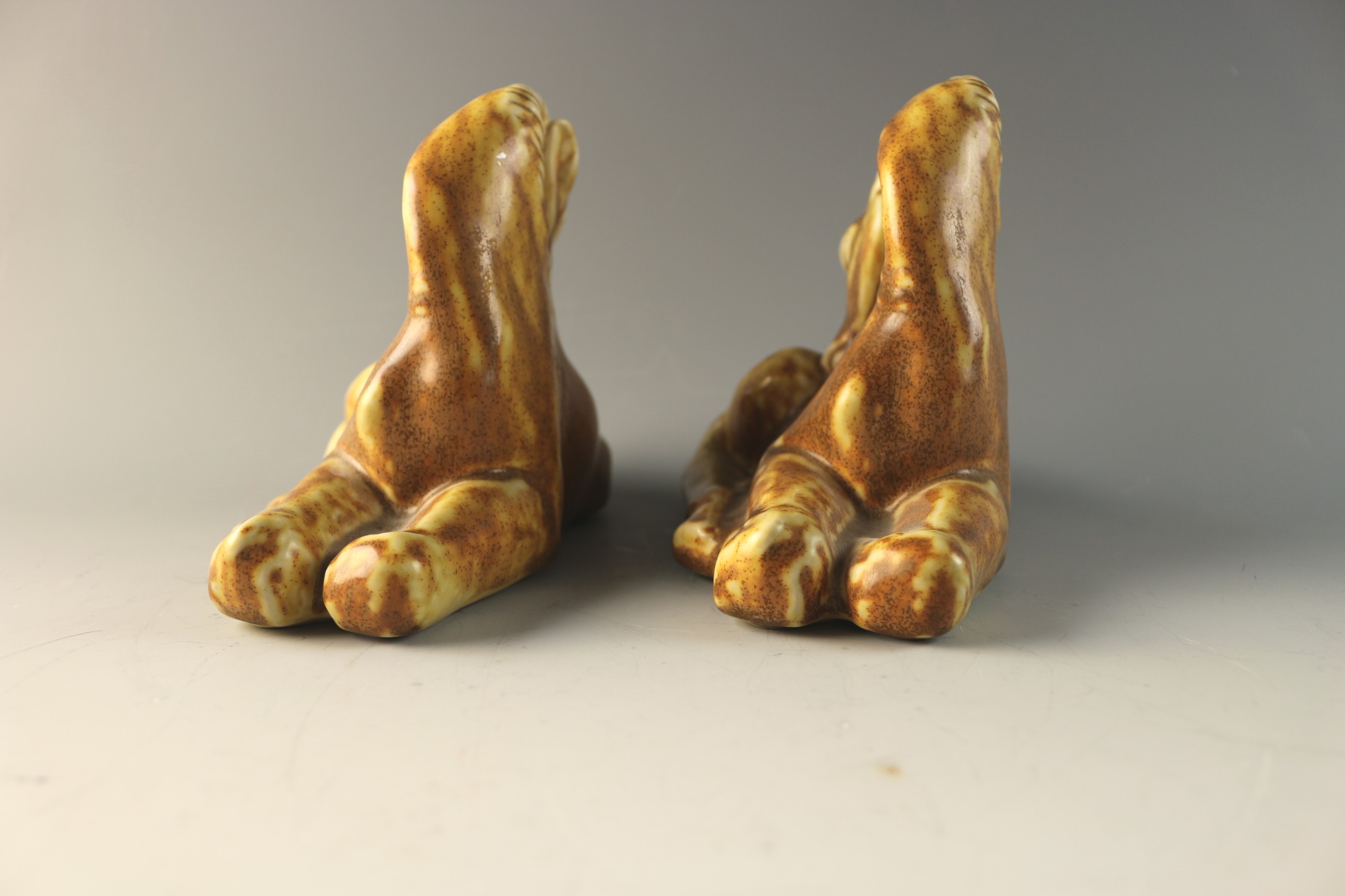 Rookwood Giraffe Bookends #6768 by Artist Louise Abel