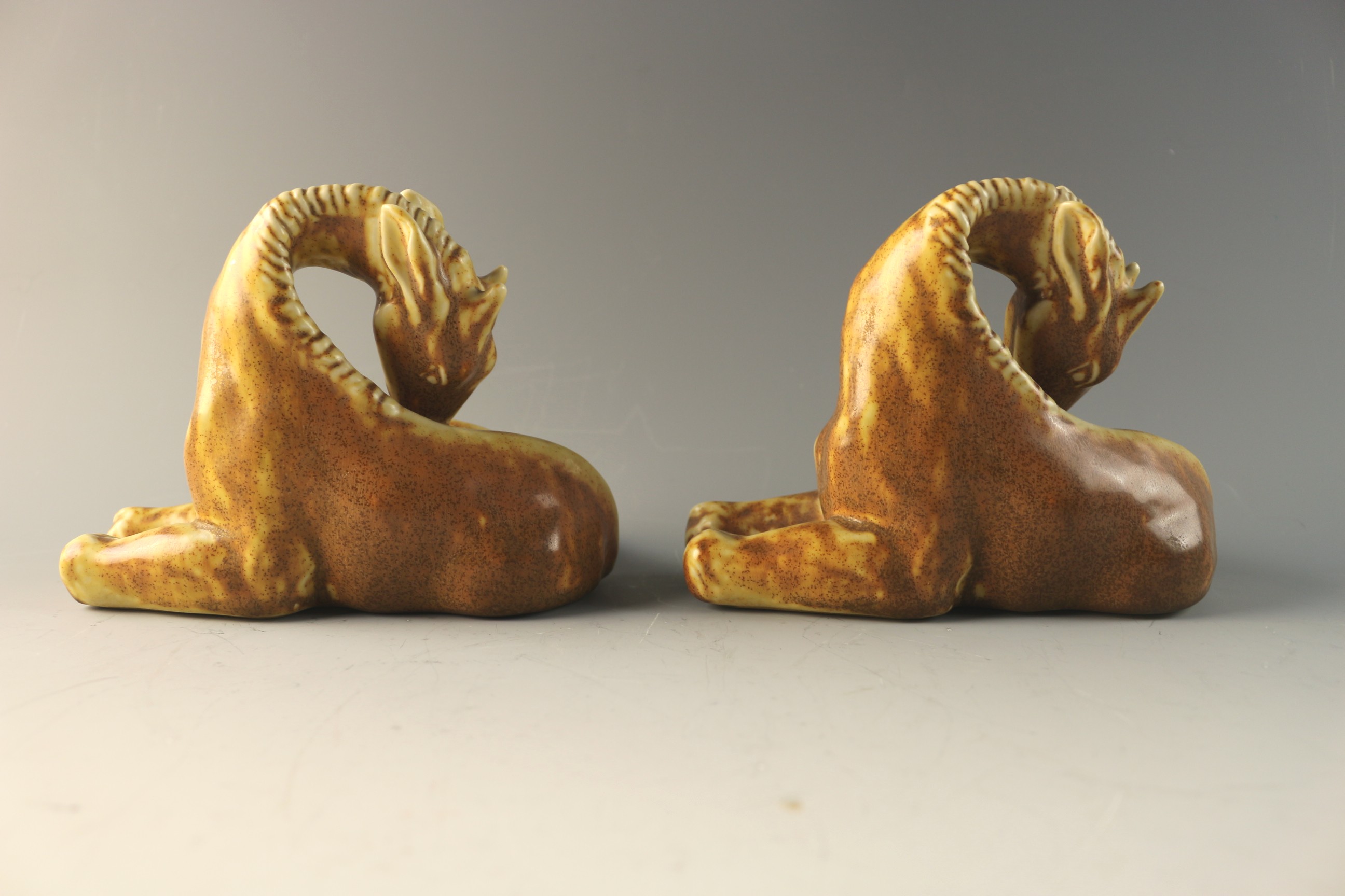 Rookwood Giraffe Bookends #6768 by Artist Louise Abel