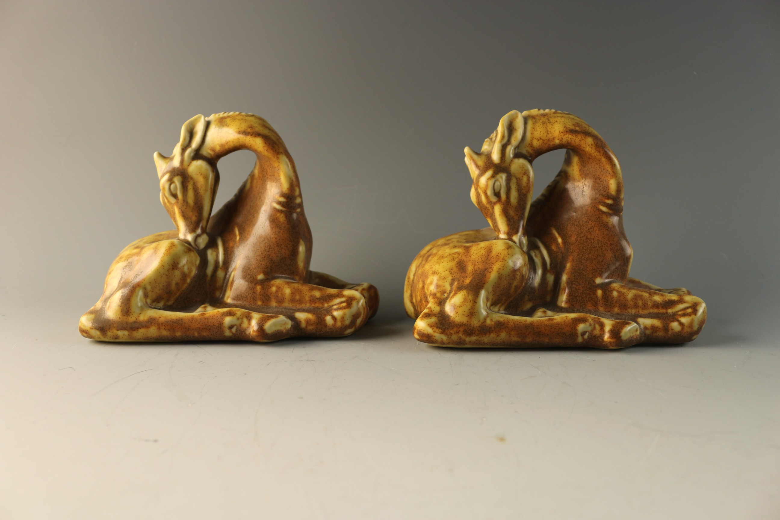 Rookwood Giraffe Bookends #6768 by Artist Louise Abel