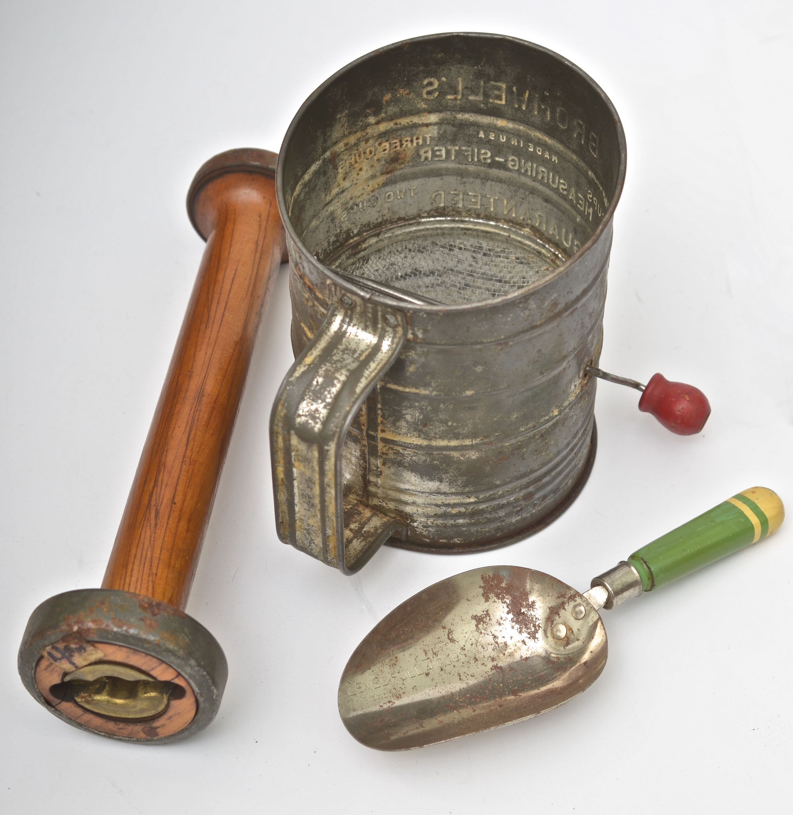 Mixed Collection of Decorative Items