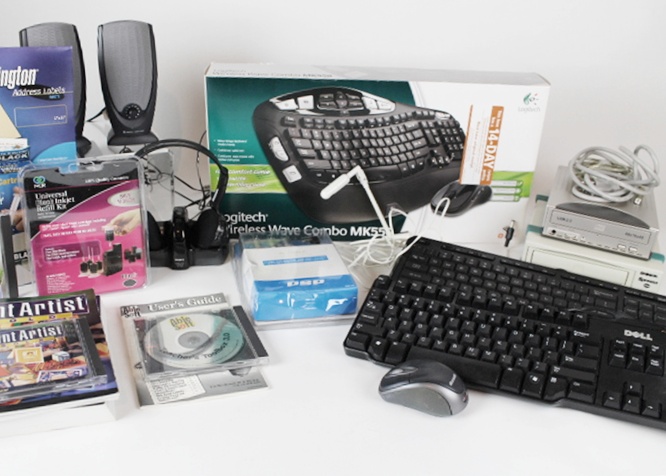 Logitech Wireless Wave Combo, Monitor and more.