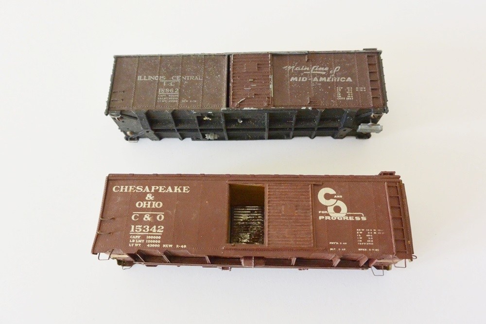Wood 6 HO Gauge Train Cars Without Wheels