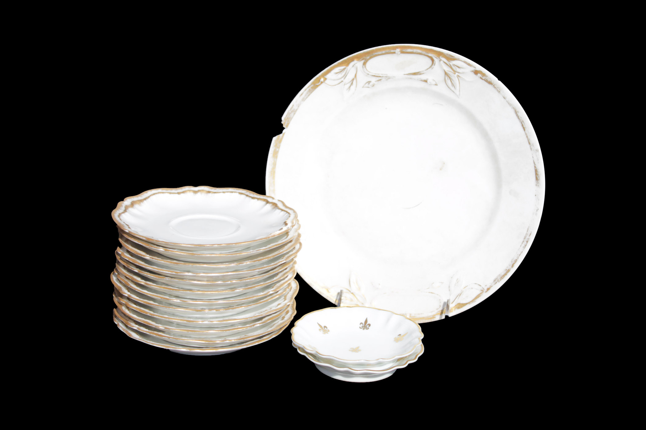Haviland & Co. China Set of Assorted Plates
