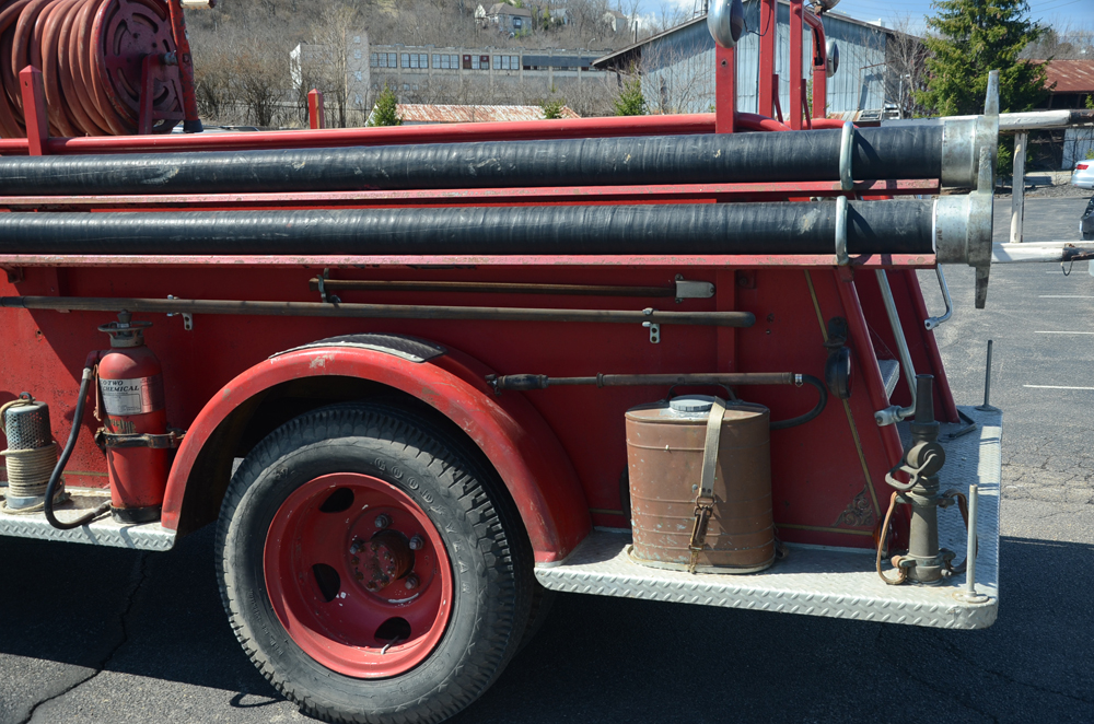 1946 Dodge - American Fire Engine