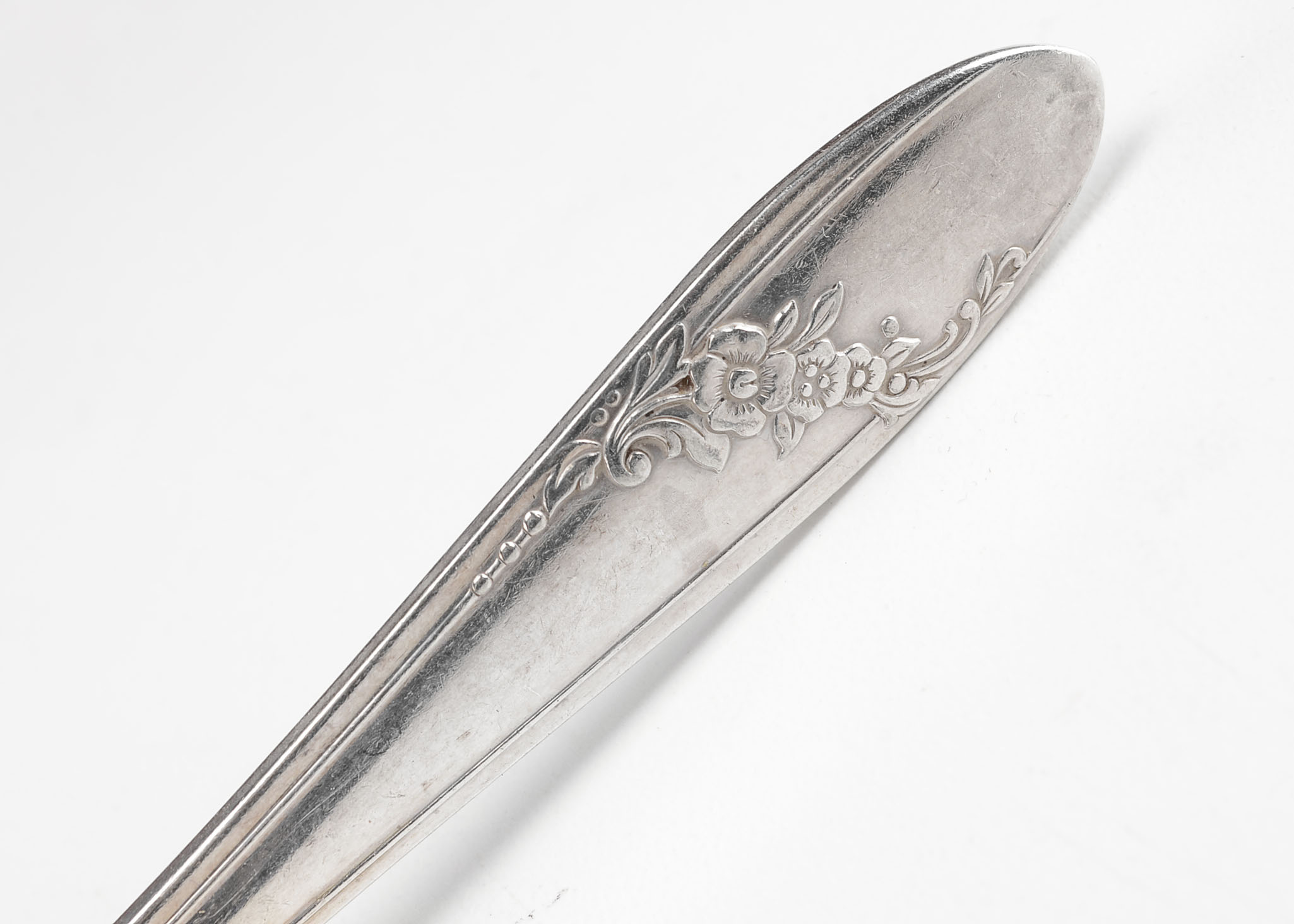 Oneida Tudor Plate "Queen Bess II" Flatware