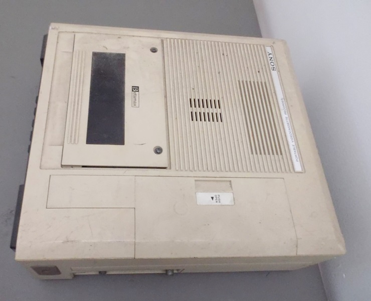 1977 Betamax Portable Videocassette Recorder and Power Supply