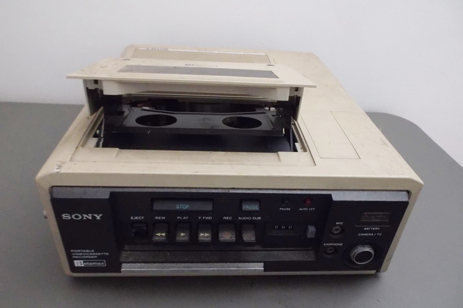 1977 Betamax Portable Videocassette Recorder and Power Supply