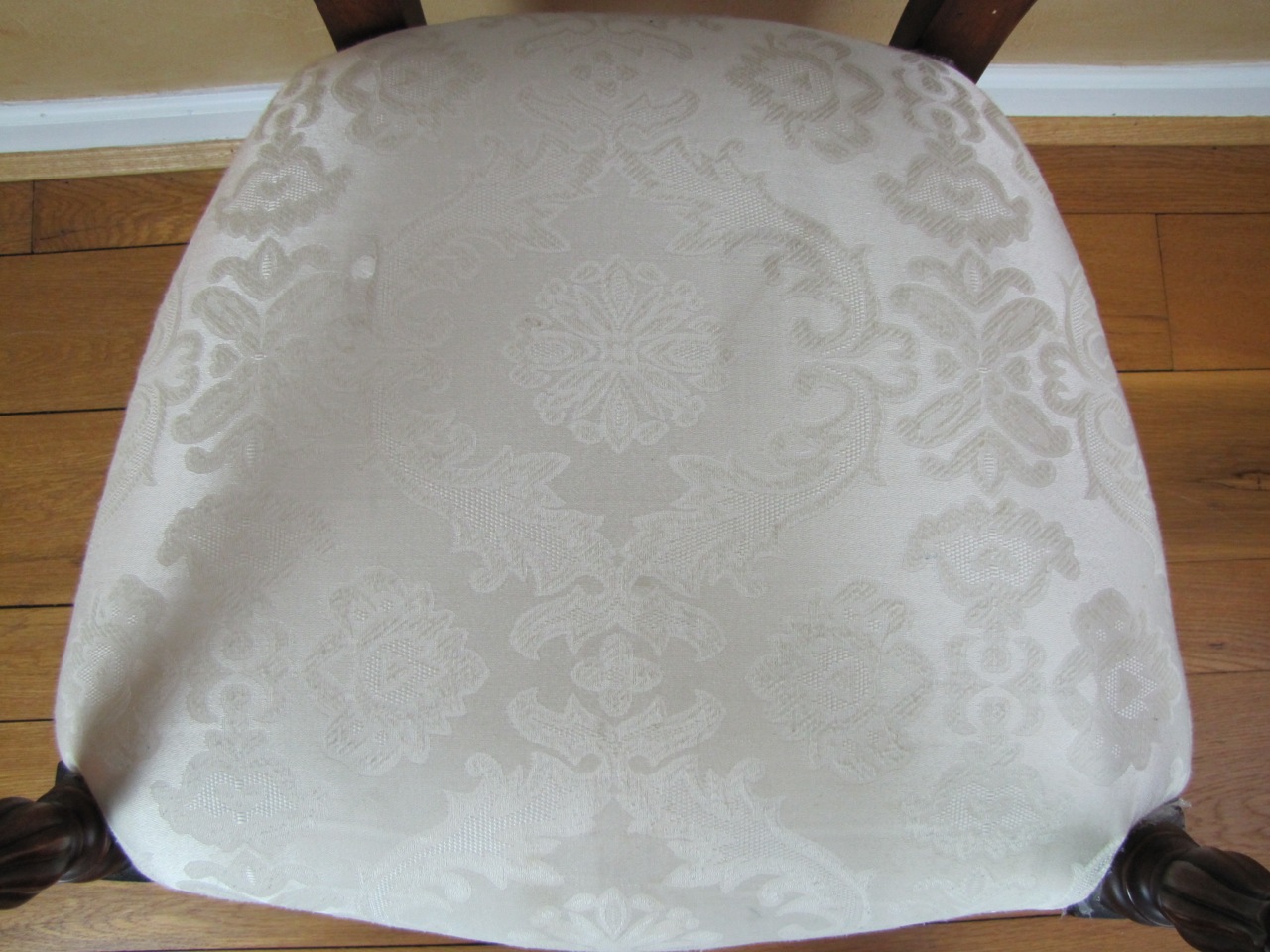 Set of Four Pineapple Back Dining Chairs