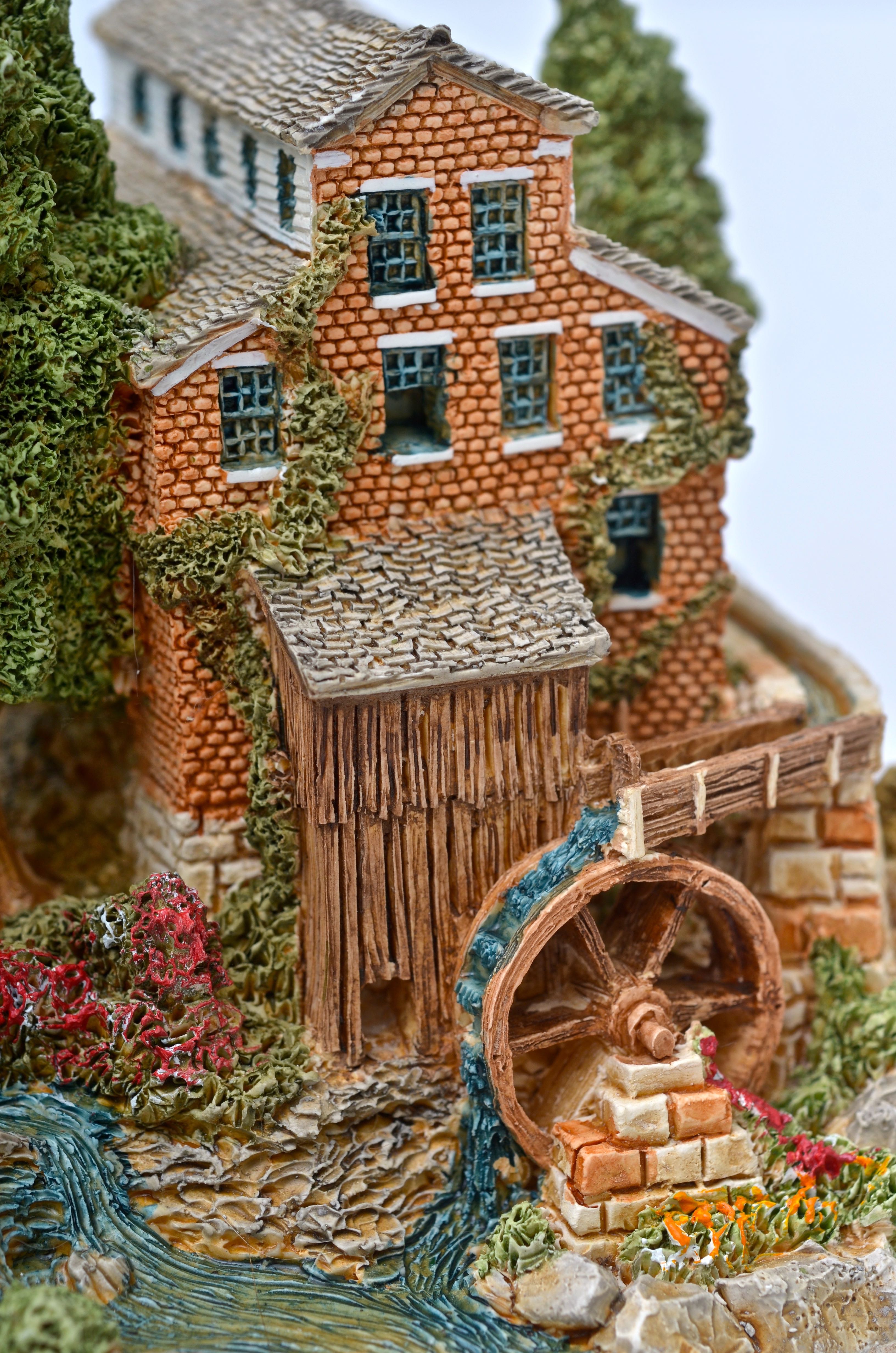 A Collection of Lilliput Lane Collectibles
