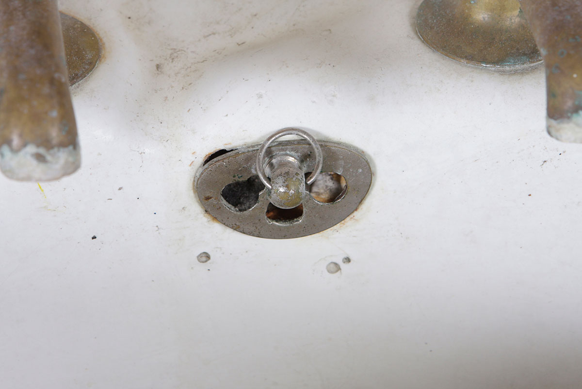 Cast Iron Antique Corner Sink