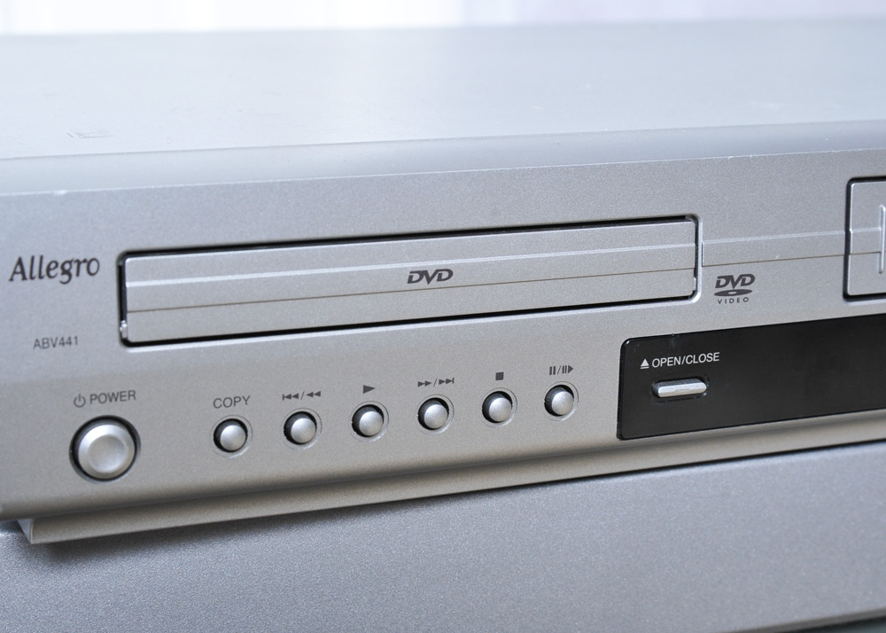 Toshiba Television Allegro DVD and VHS Player