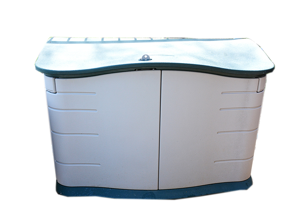 Large Rubbermaid Outdoor Storage Bin