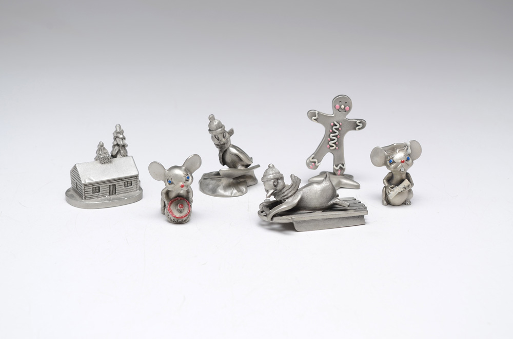 Hudson Pewter Holiday Figurines