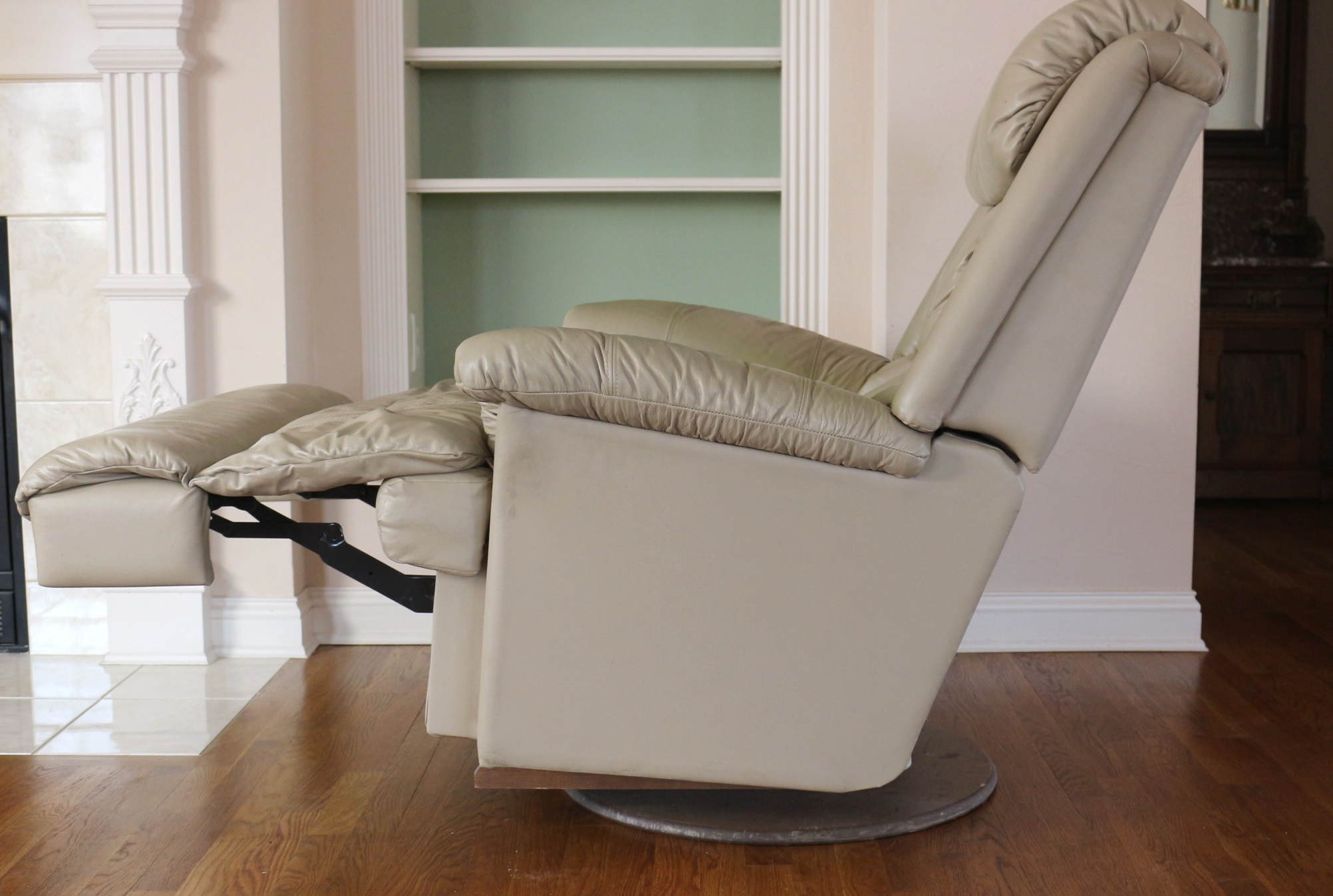 Lazy-Boy Leather Swivel Recliner
