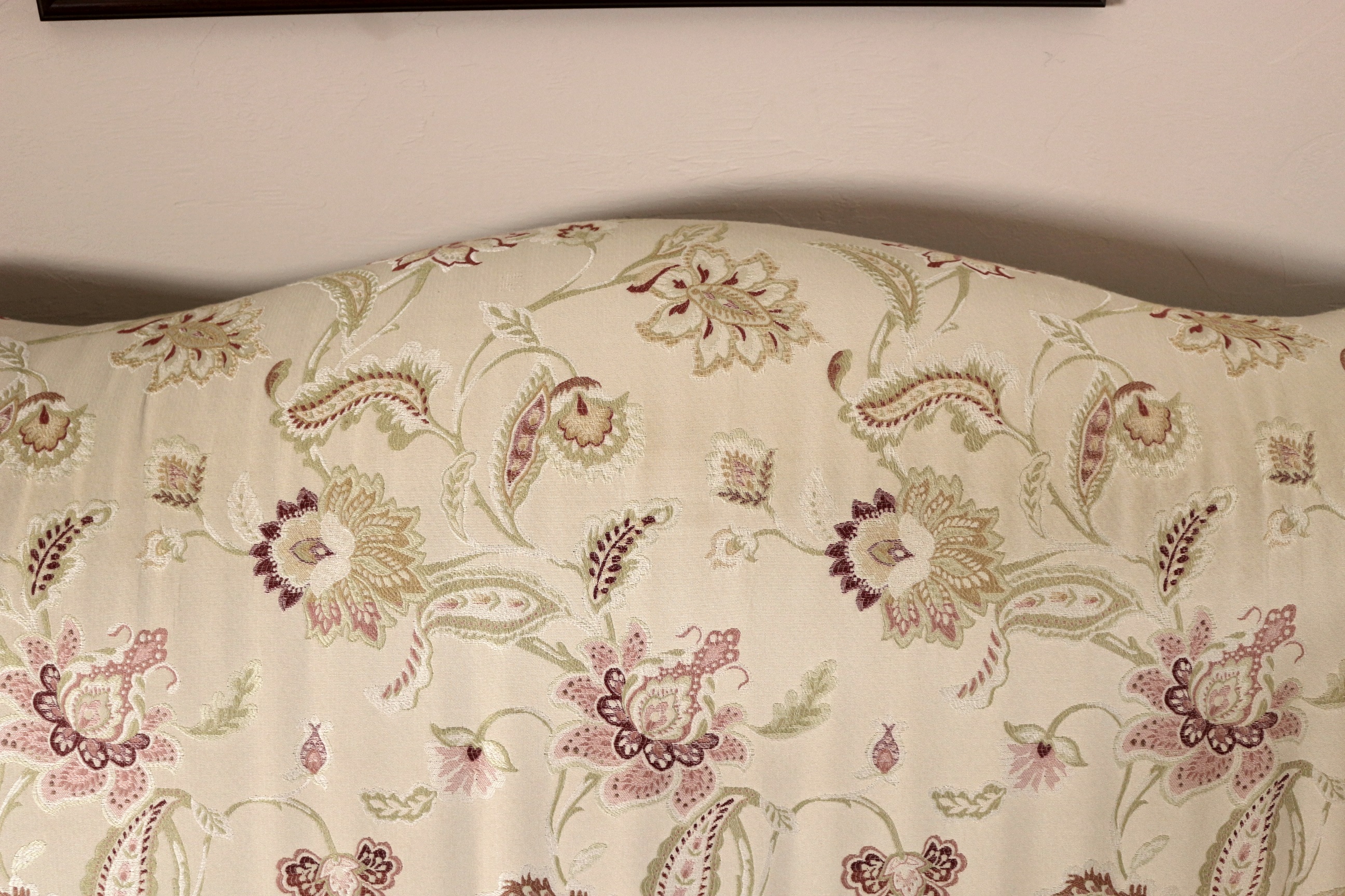 Elegant Ivory and Floral Sofa by Sherrill Furniture