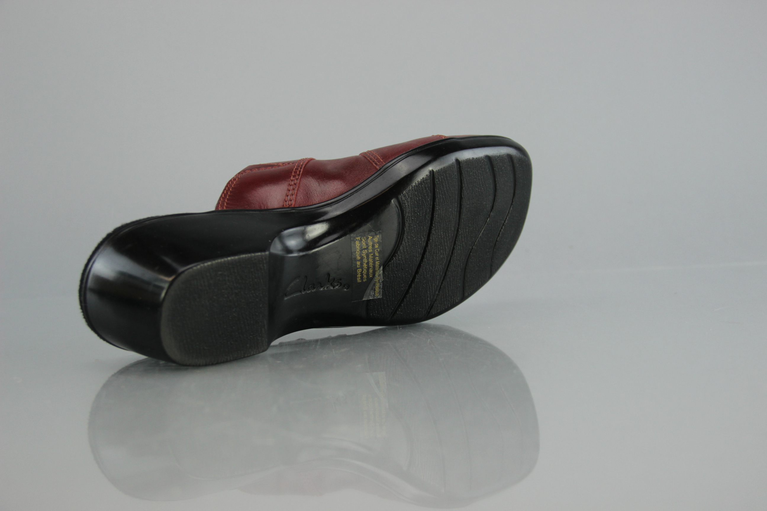 Two Pairs of Clarks "Bendables" Size 7 Women's Shoes