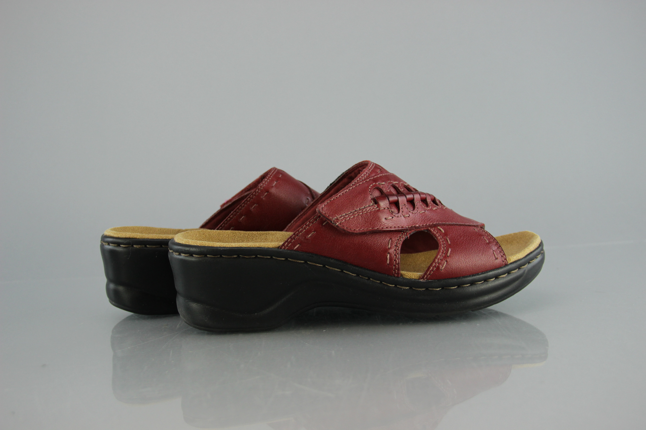 Two Pairs of Clarks "Bendables" Size 7 Women's Shoes