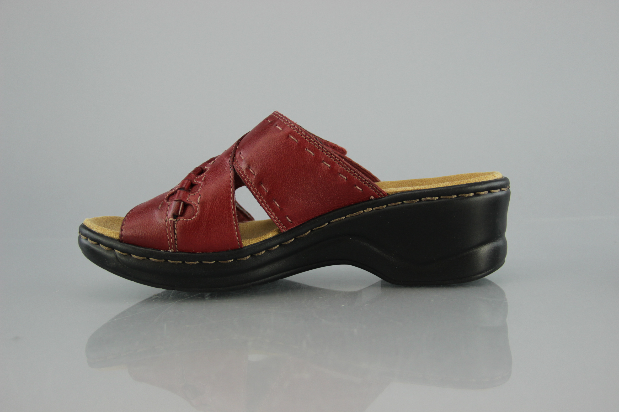 Two Pairs of Clarks "Bendables" Size 7 Women's Shoes