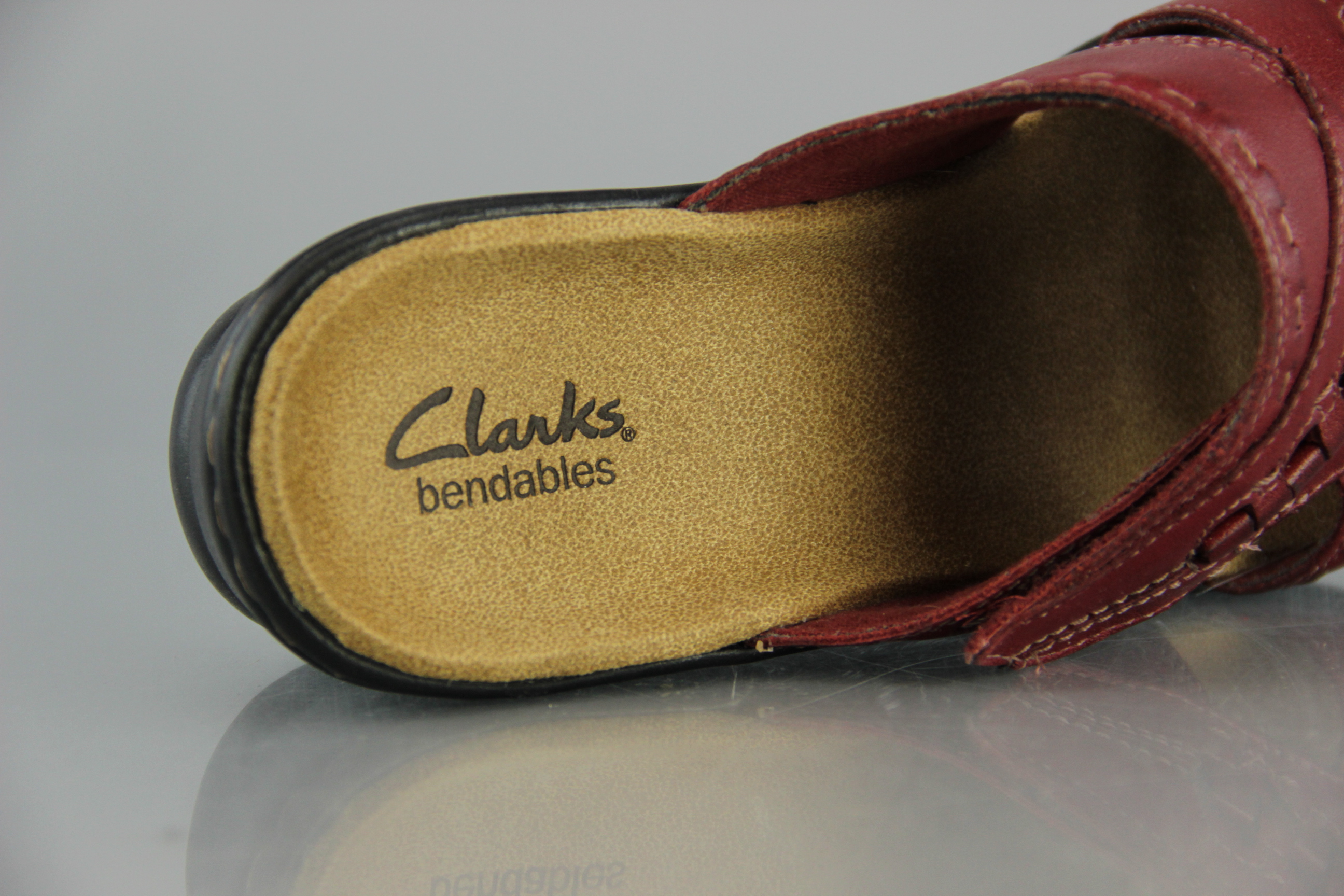 Two Pairs of Clarks "Bendables" Size 7 Women's Shoes