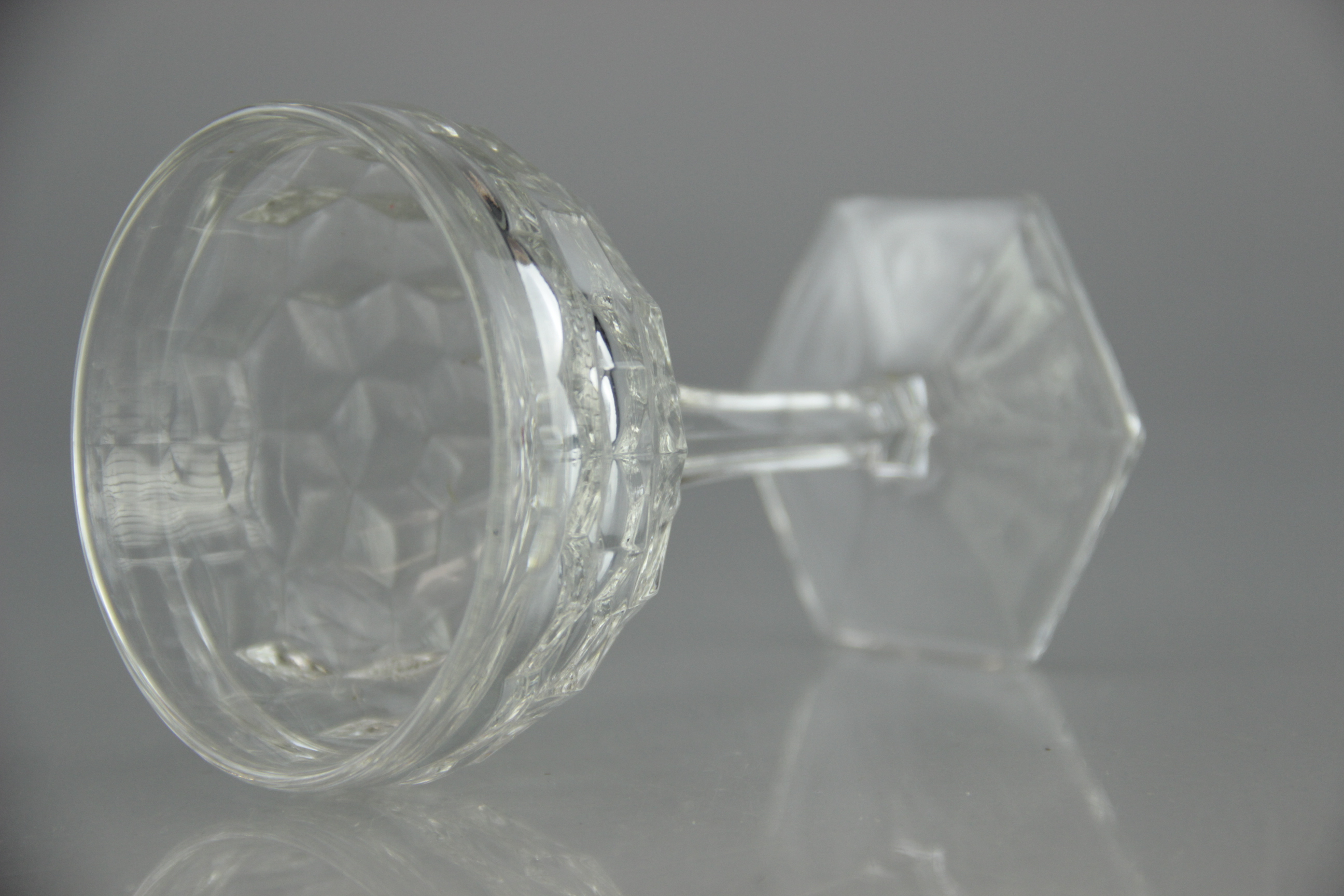 Eighteen-Piece Dessert Dish Collection