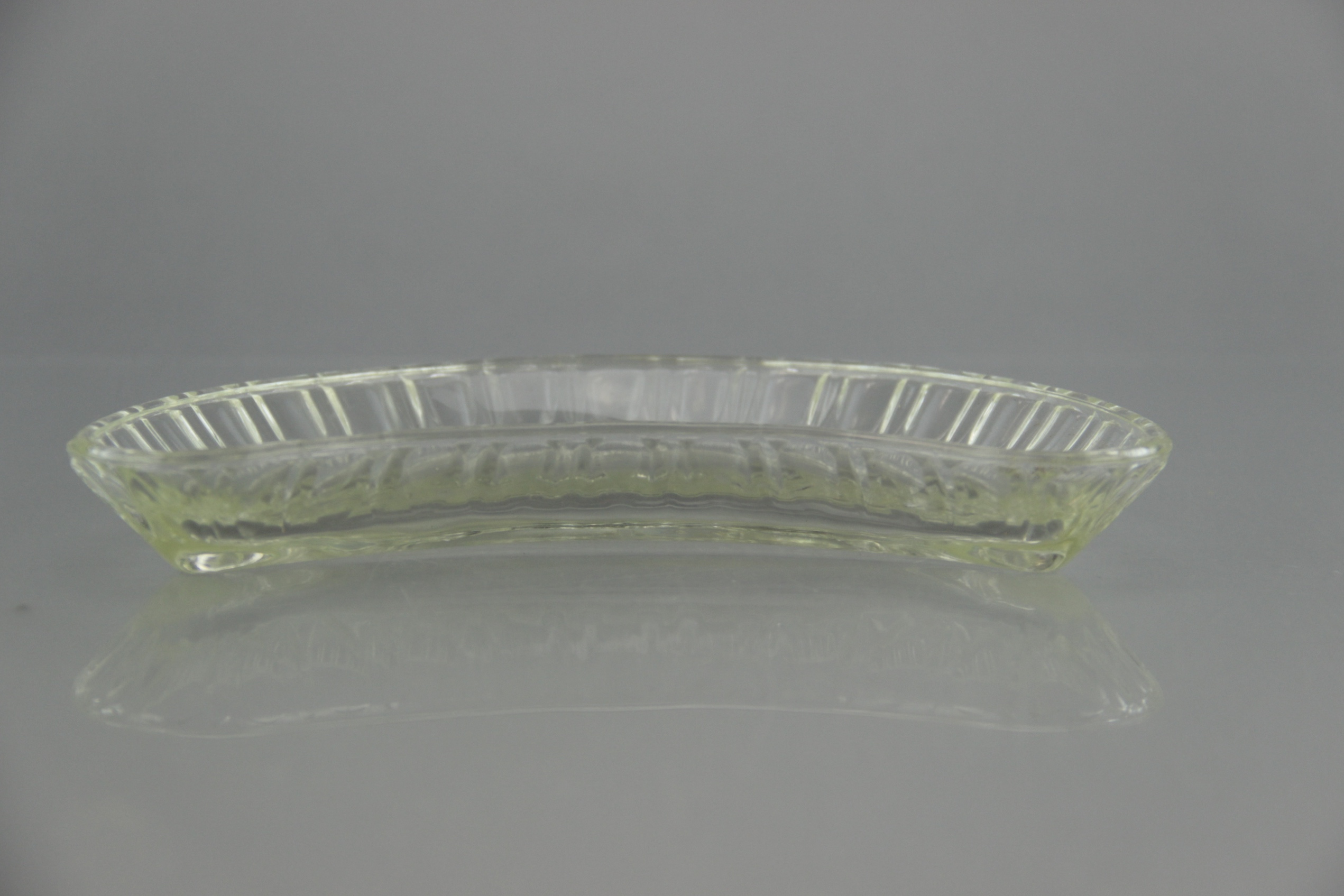 Eighteen-Piece Dessert Dish Collection