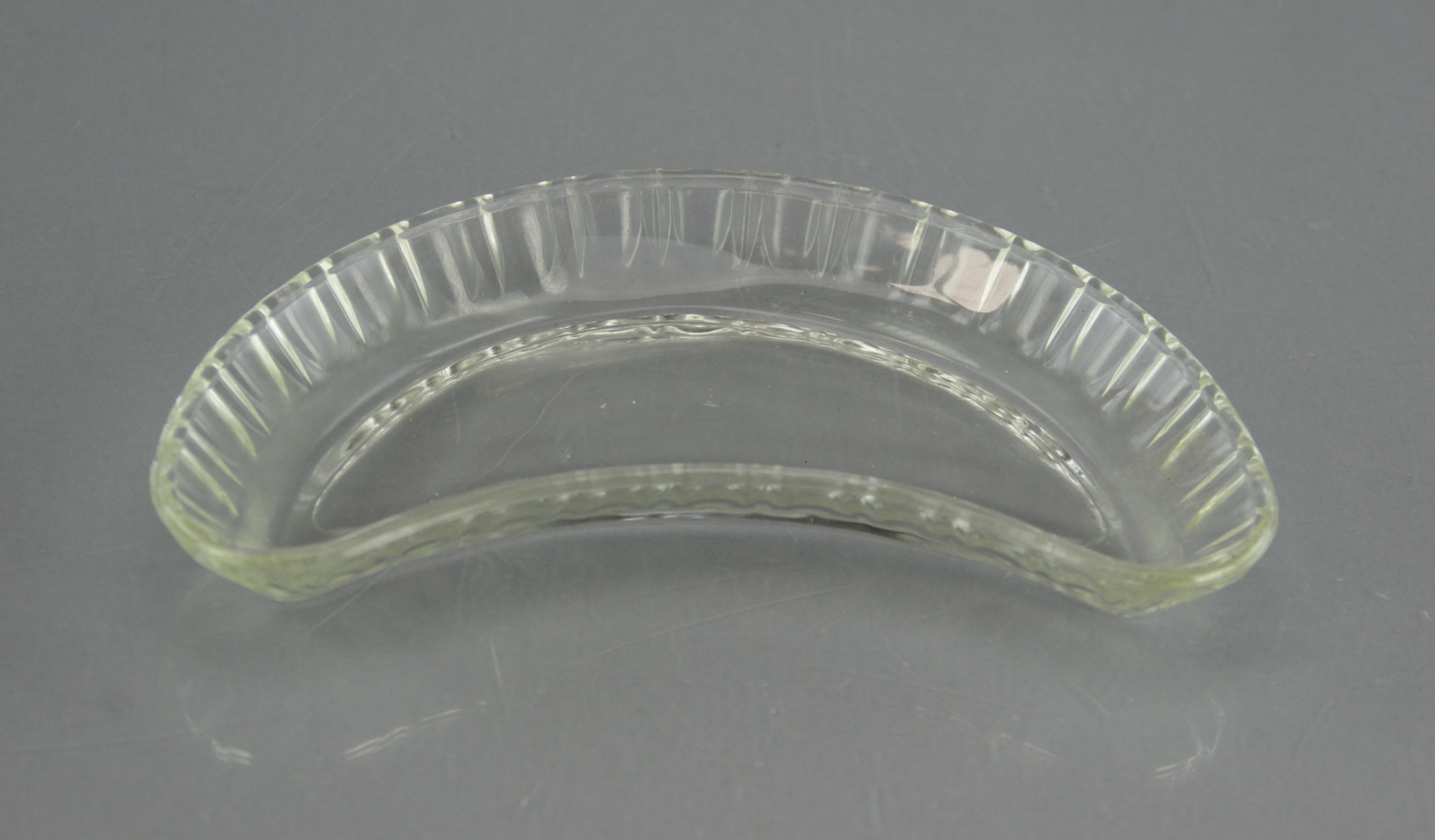 Eighteen-Piece Dessert Dish Collection