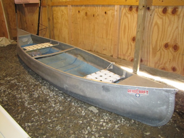 Aluminum AeroCraft Canoe With Accesories