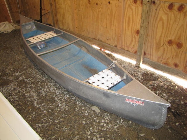 Aluminum AeroCraft Canoe With Accesories