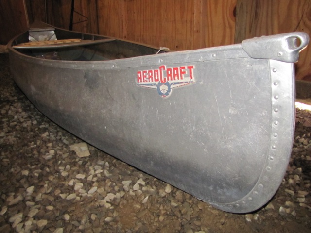 Aluminum AeroCraft Canoe With Accesories