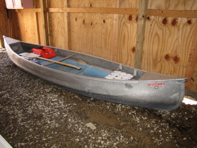 Aluminum AeroCraft Canoe With Accesories