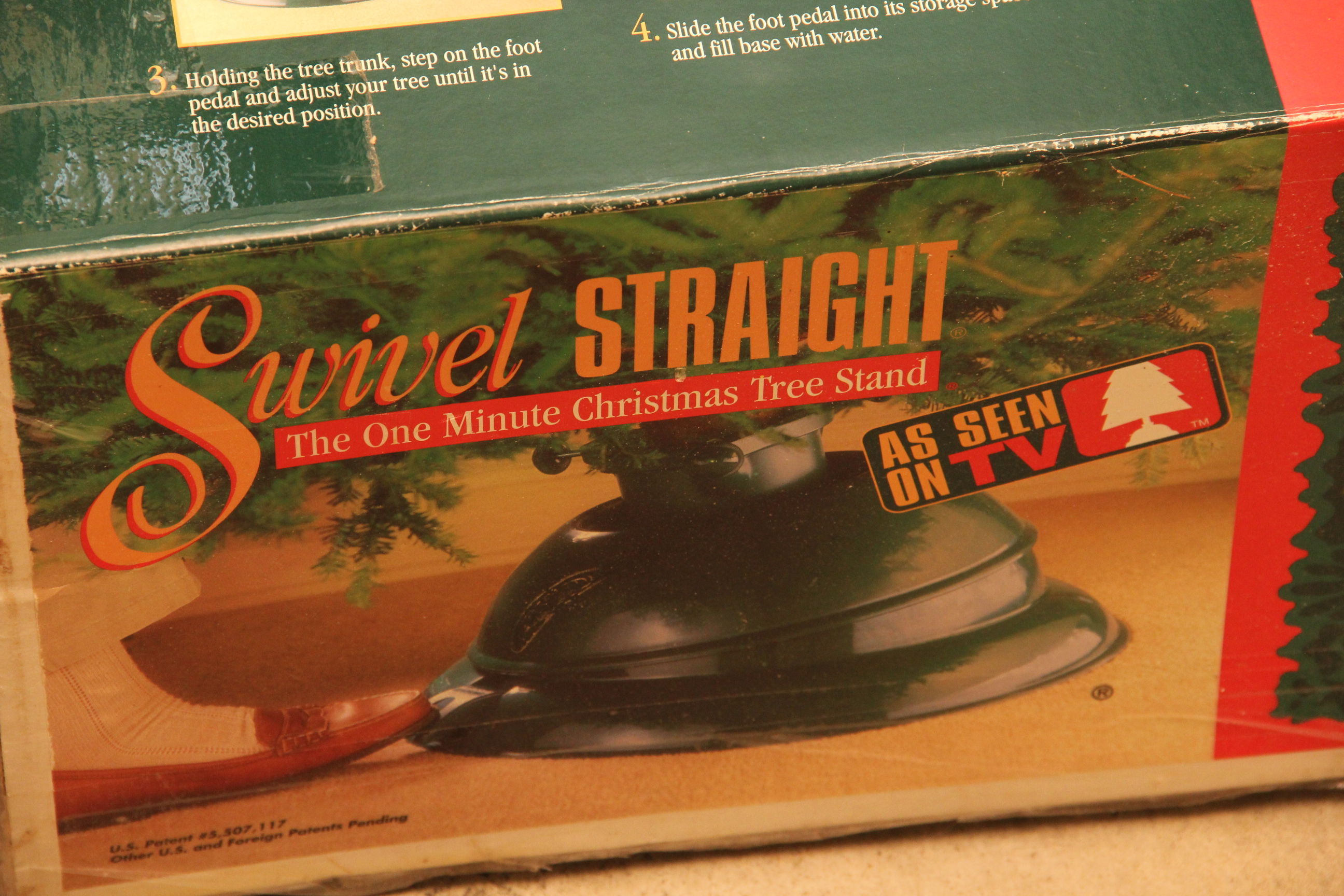 Swivel Straight Christmas Tree Stand EBTH