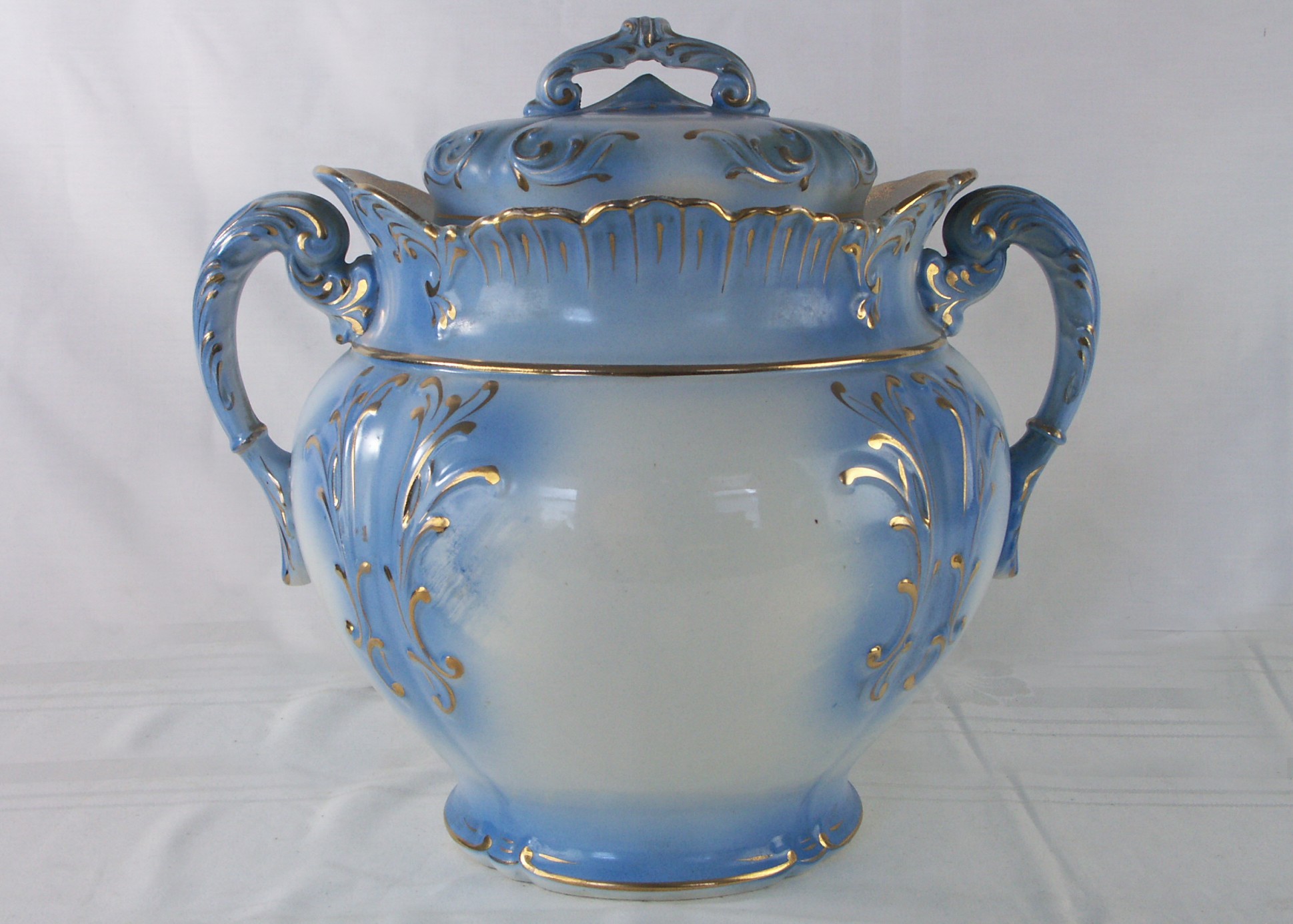 Antique Haynes Balt Nouvelle Slop Jar