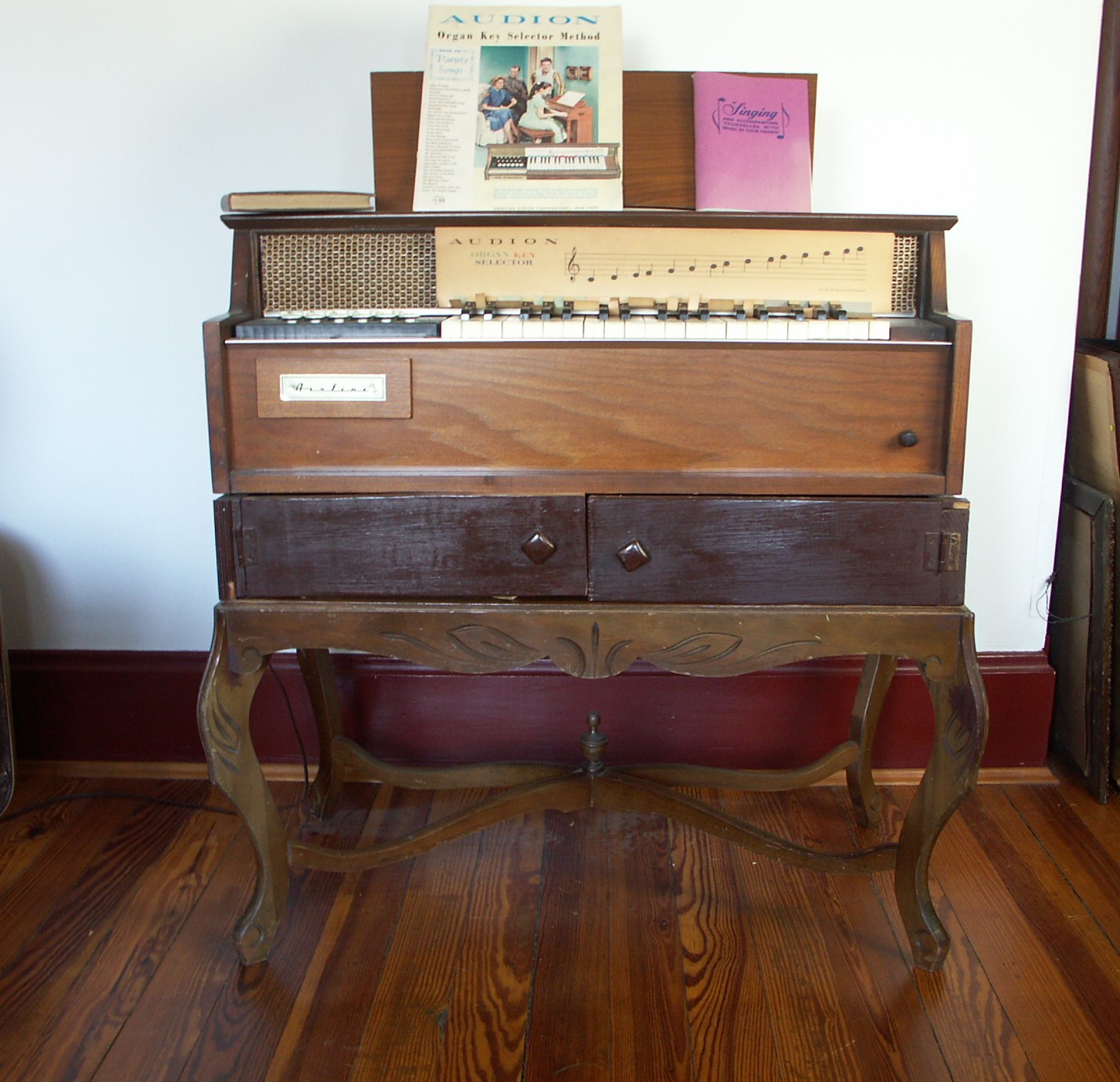 Vintage Audion Organ and Stand