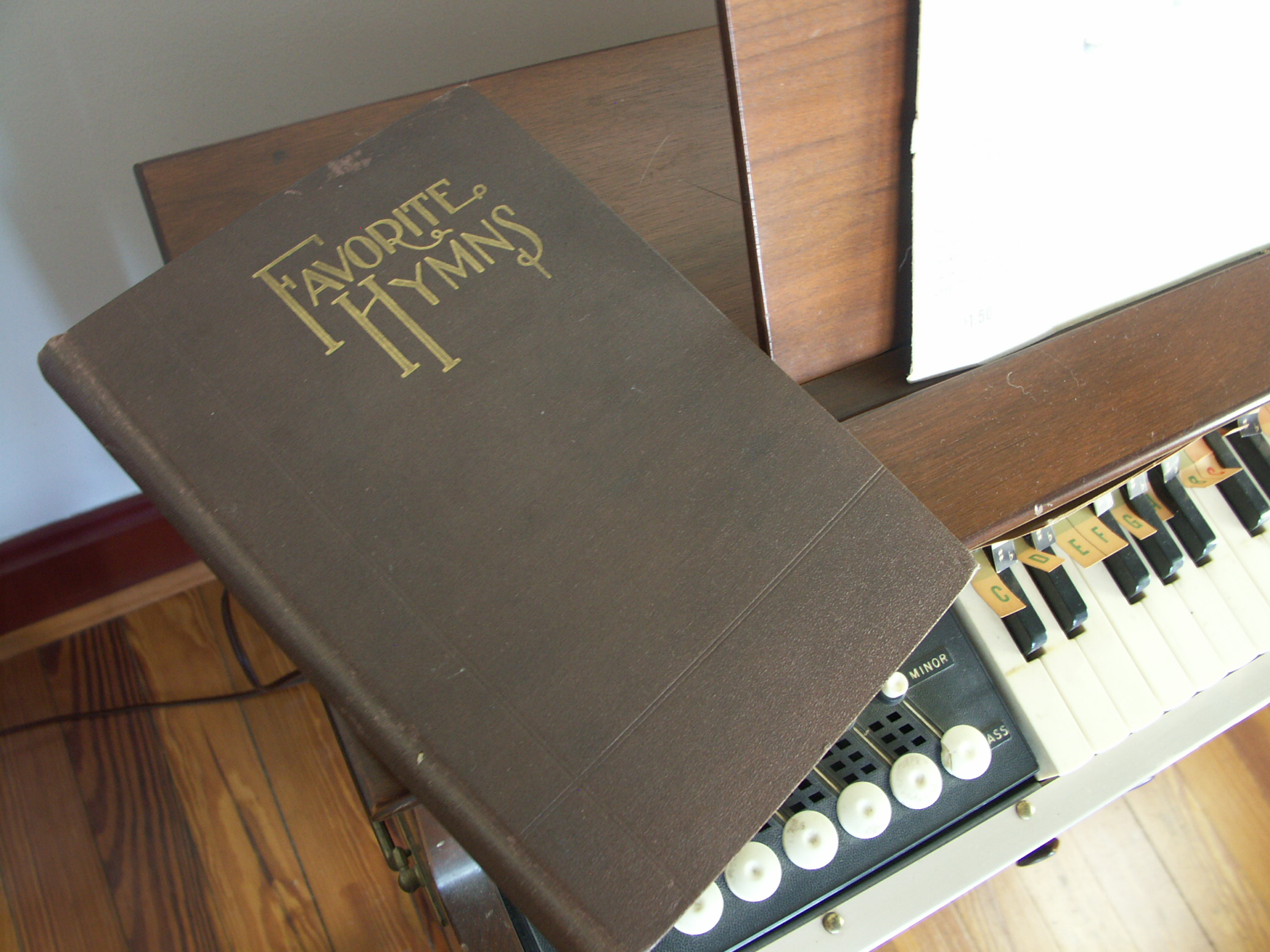 Vintage Audion Organ and Stand