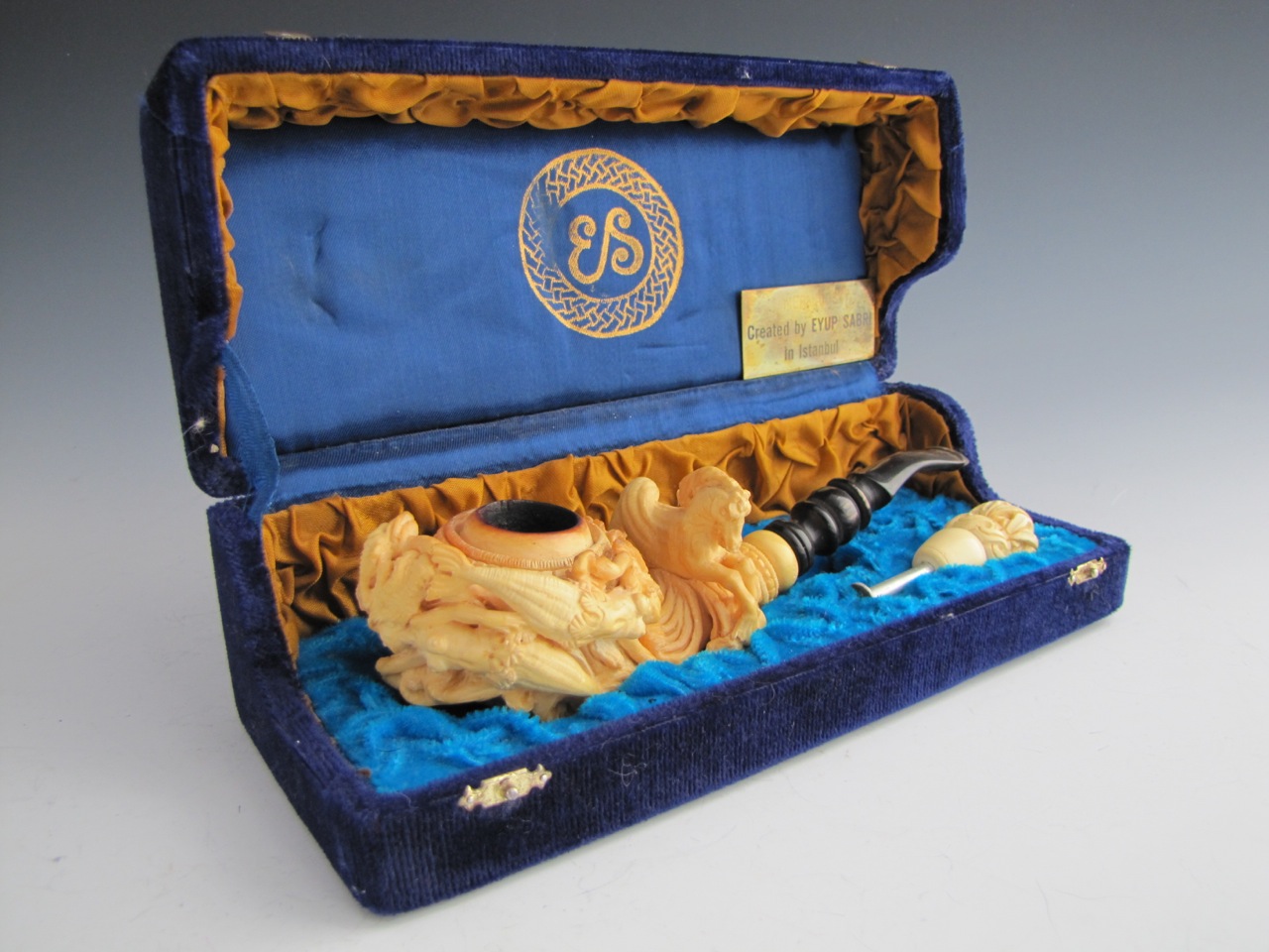 Deluxe Carved Meerschaum Eyup Sabri “Mermaids" Pipe