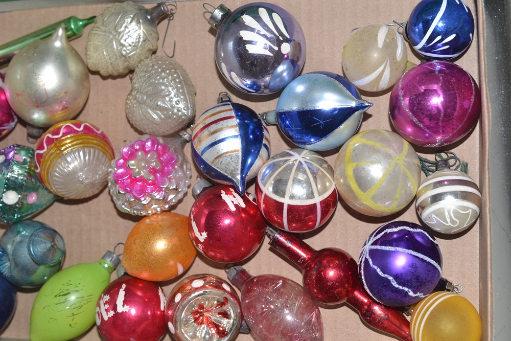 Vintage Shiny Brite, Santa's World and Other Christmas Ornaments