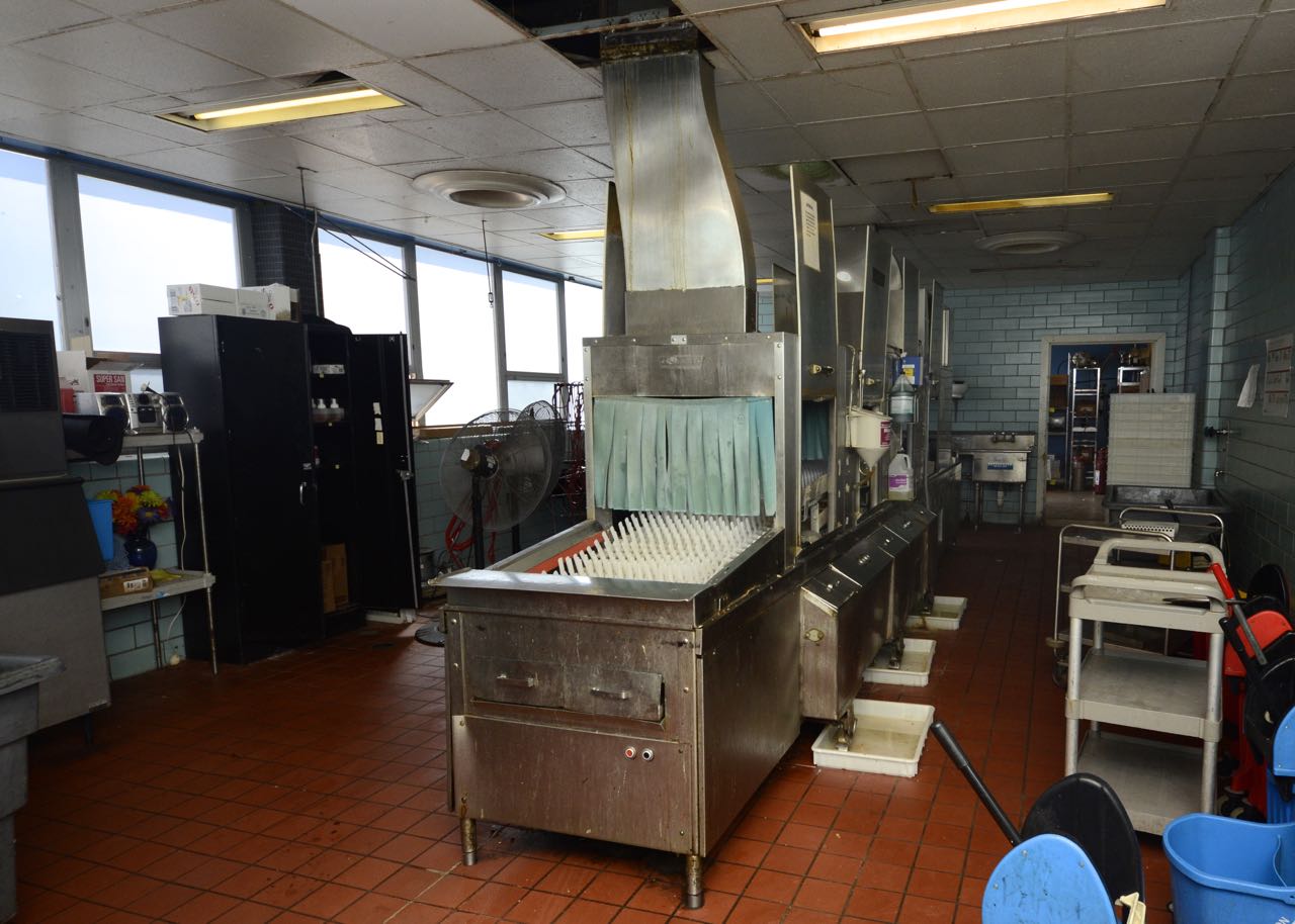 Hobart Commercial FTX Flight Type Dishwasher