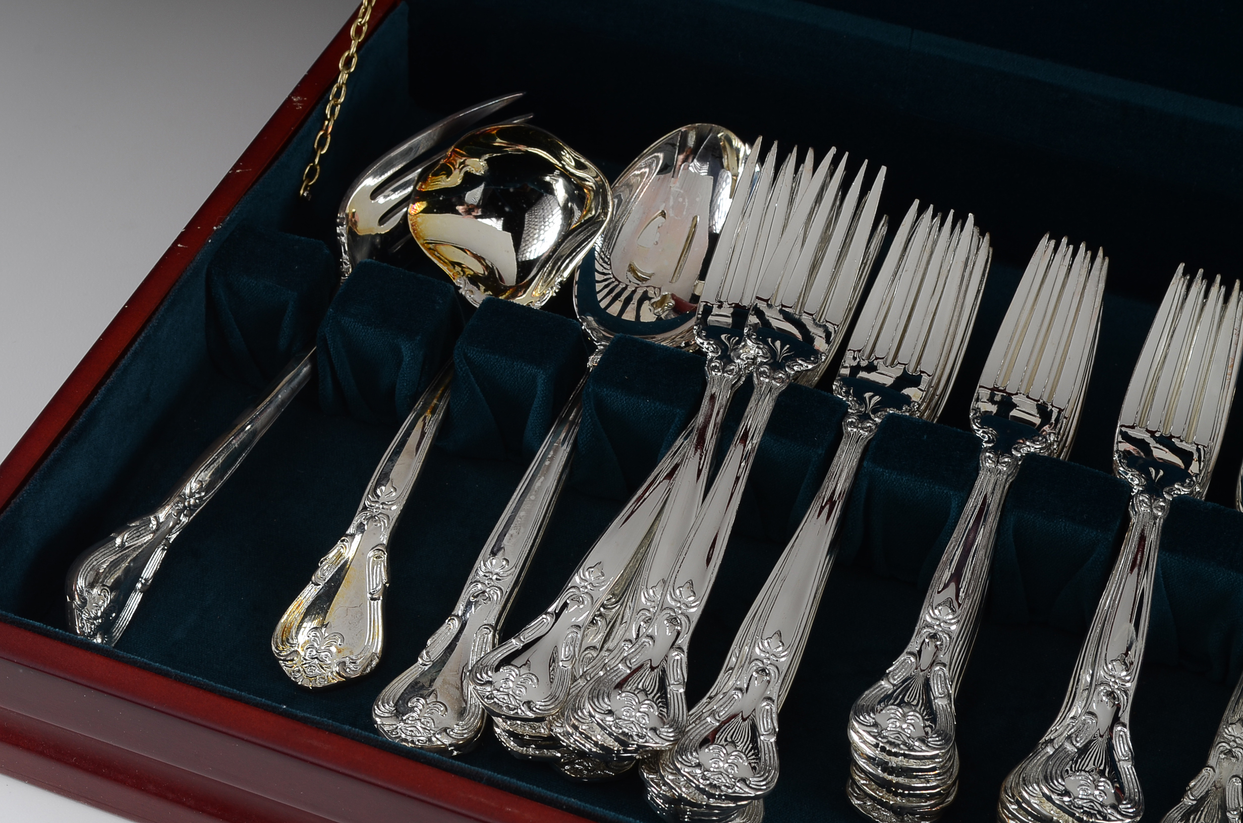 Godinger "Grand Master" Silver Plate Flatware Set
