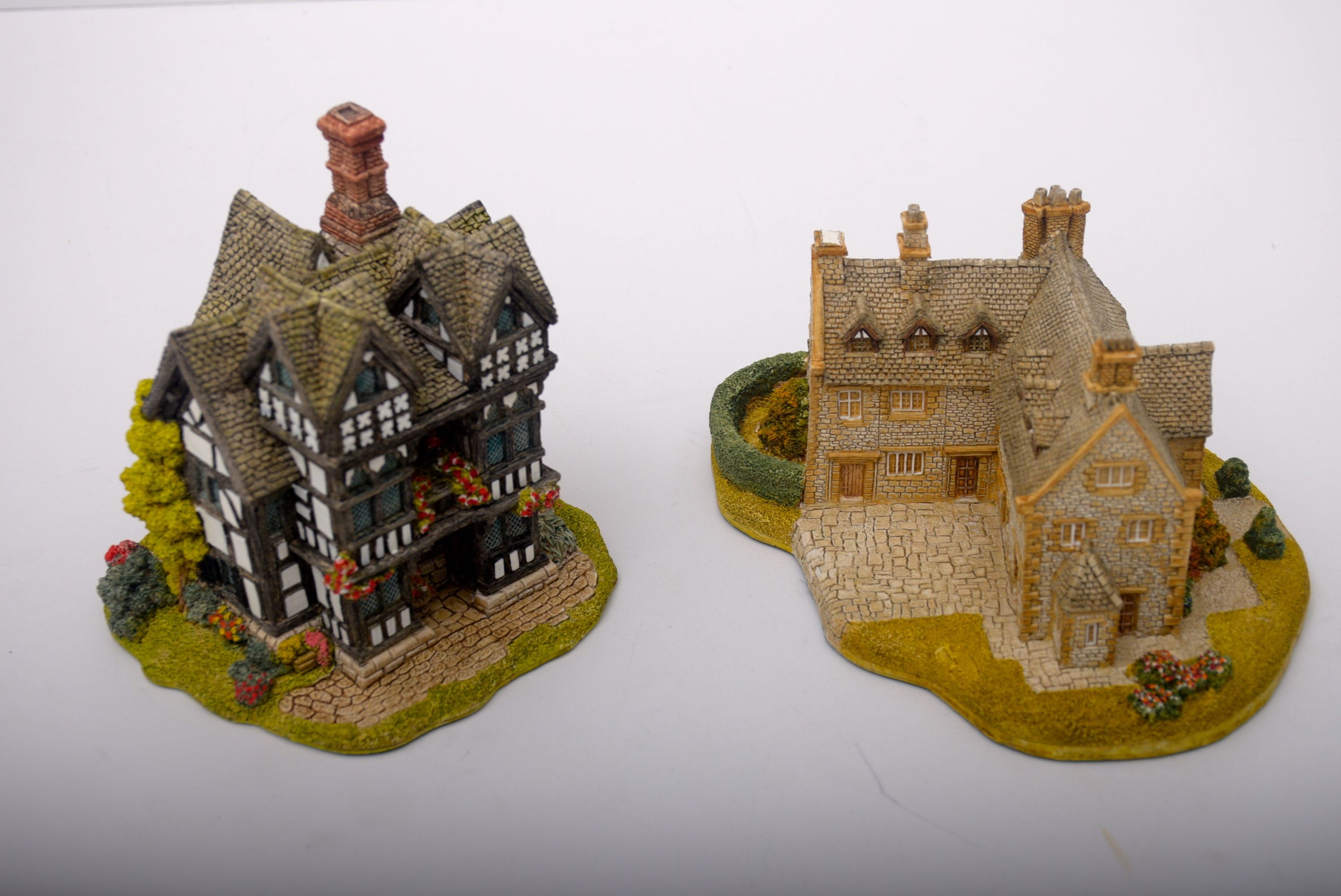 Collection of Lilliput Lane Collectibles