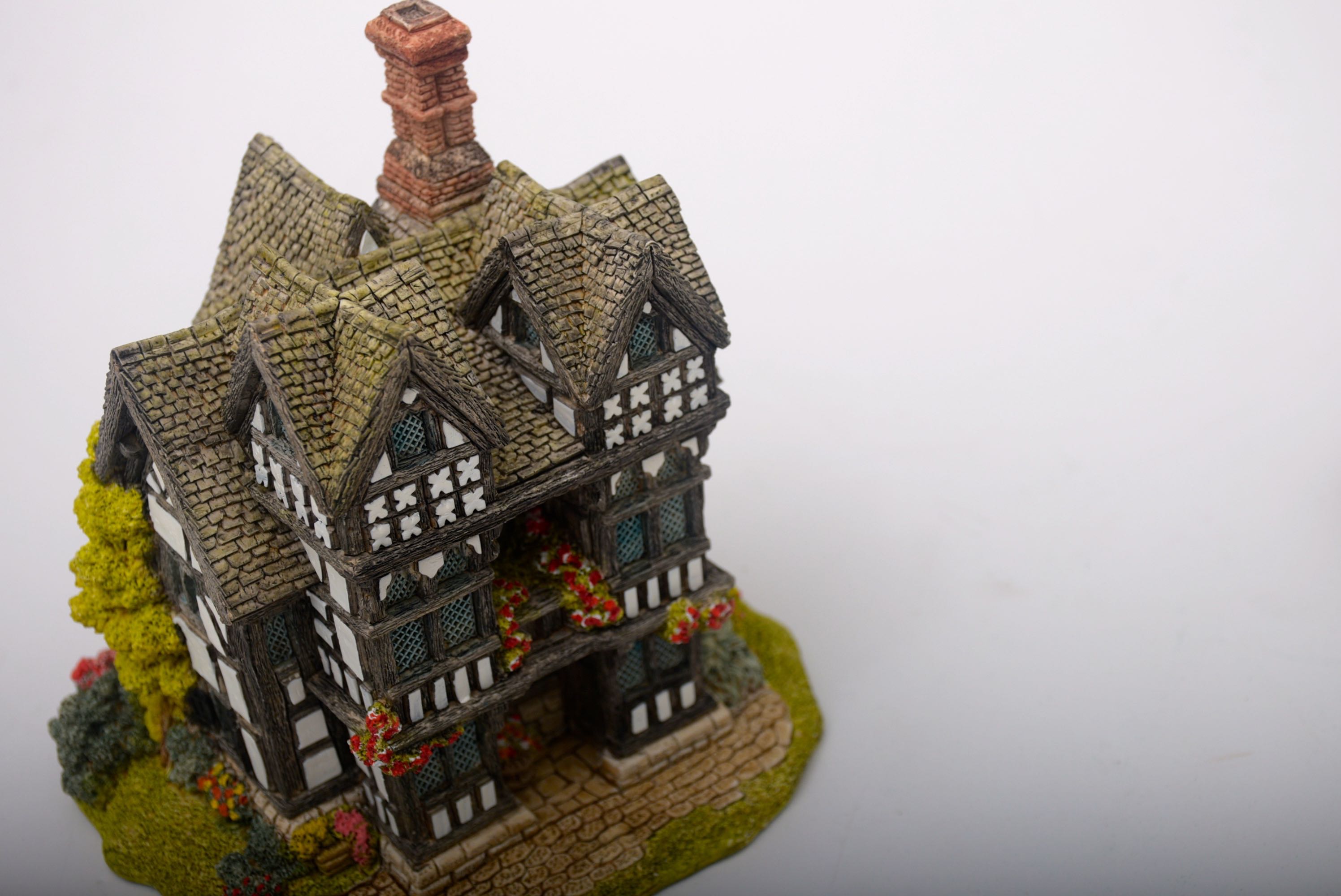 Collection of Lilliput Lane Collectibles